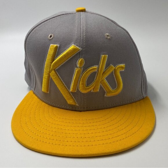 New Era Gray & Yellow "Kicks" Snapback Hat With Embroidered Design - Picture 1 of 8